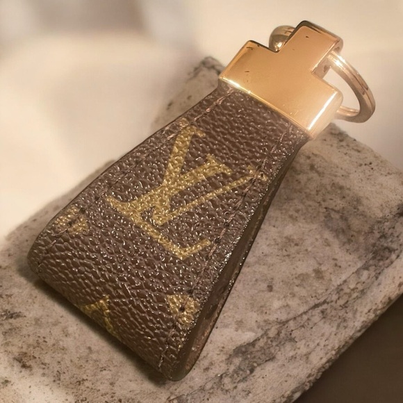Upcycled Louis Vuitton Brown Monogram Keyring with Gold Hardware - Picture 3 of 8